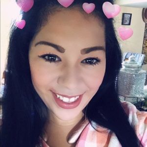 Meet your Posher, Sandra